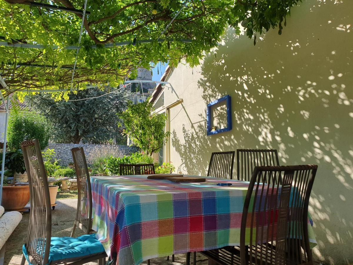 Appartement Pause Couleur Lavandula Roussas